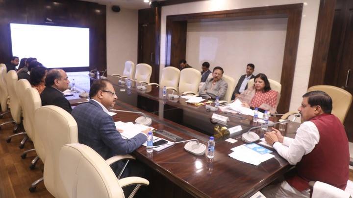 मनरेगा के अंतर्गत प्रदेश में मजदूरी दर बढ़ाने के प्रयास किए जाएंगे - मुख्यमंत्री डॉ. यादव